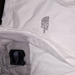 WHITE Northface Wind Breaker